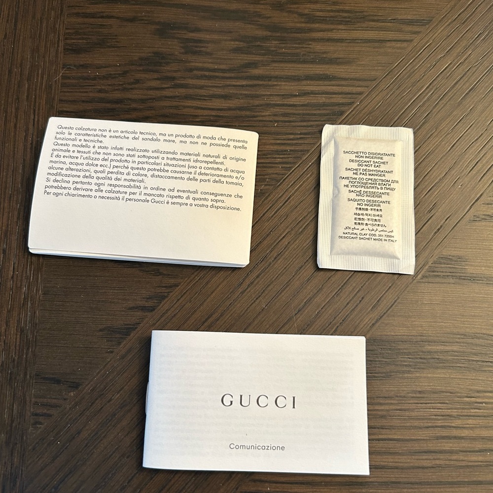🎉HOST PICK🎉 GUCCI SHOEBOX WITH ORIGINAL TISSUE /PAPERWORK AND SHOE DUST BAGS - Picture 3 of 16